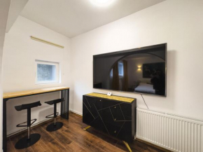 Loving Downtown Studio by CHR Luxury Property